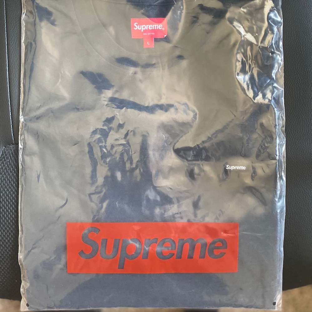 Supreme Small Box T-Shirt